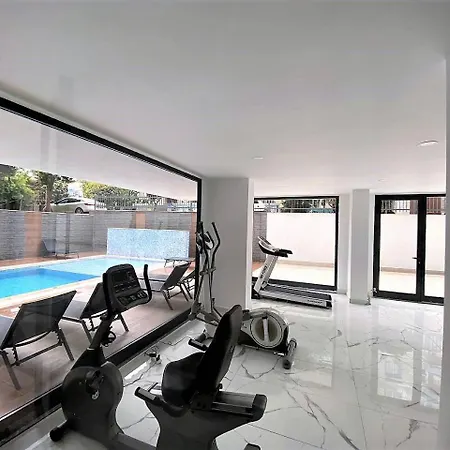 Daire The Yacht Apartments-tranquiliti And Comfort In The Heard Of 200m To Keykubat
